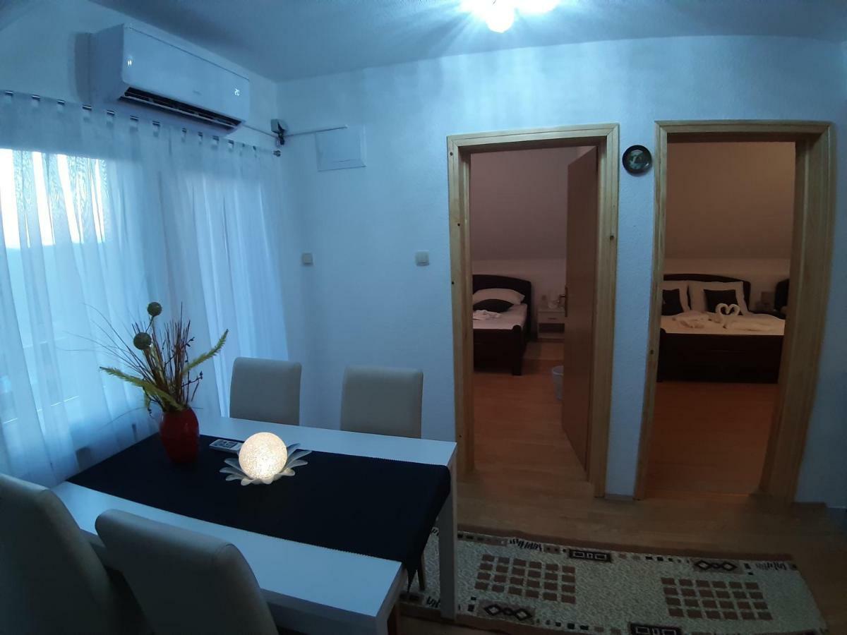 House Jelena&Marija Rakovica Exterior foto